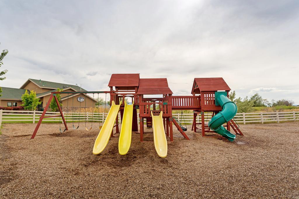 Pony Express Rv Resort North Salt Lake Esterno foto