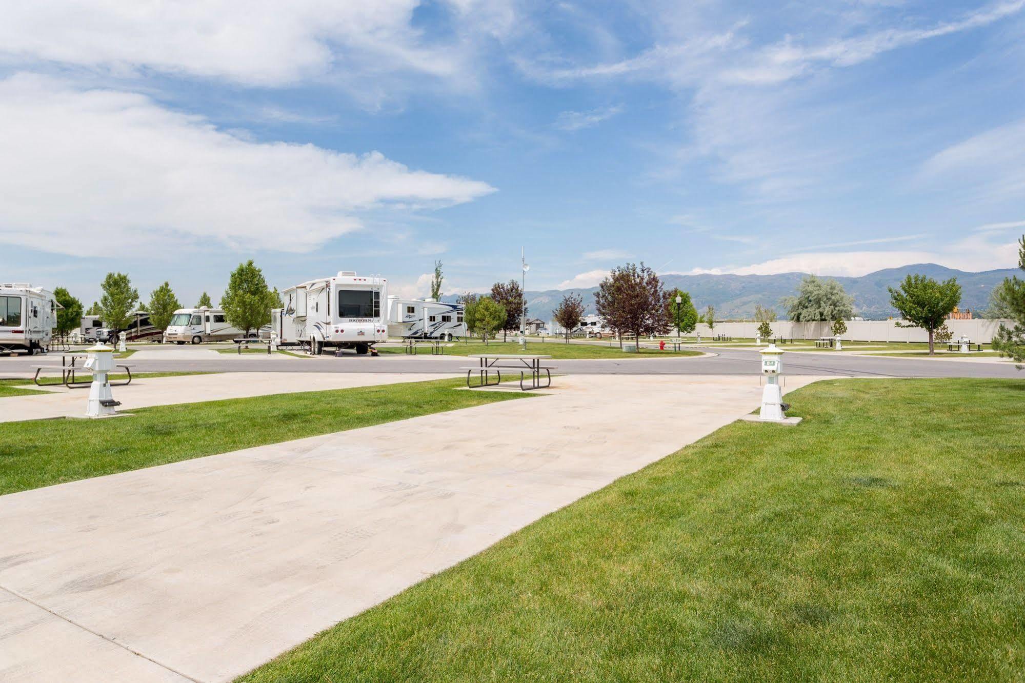 Pony Express Rv Resort North Salt Lake Esterno foto