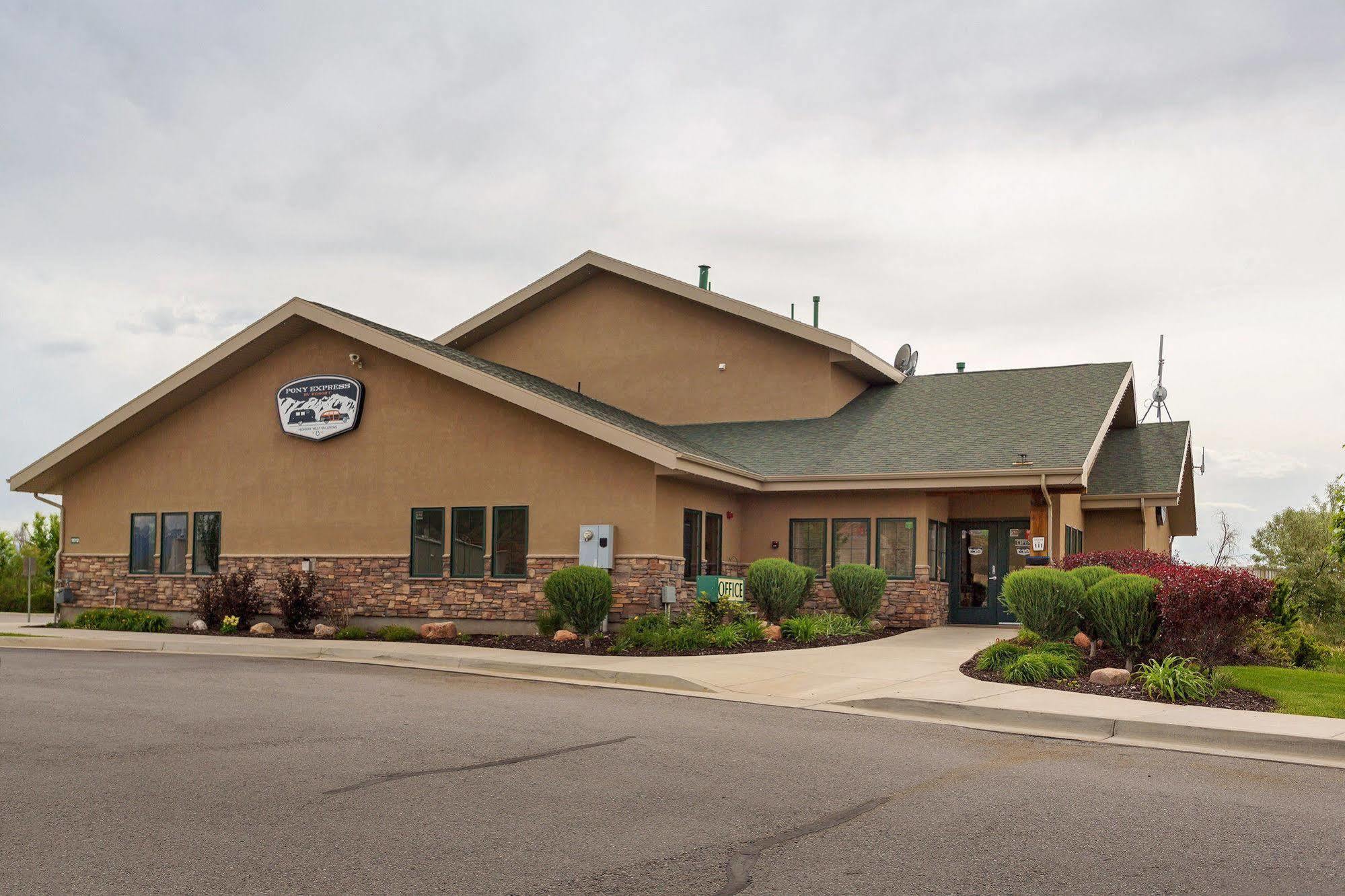 Pony Express Rv Resort North Salt Lake Esterno foto