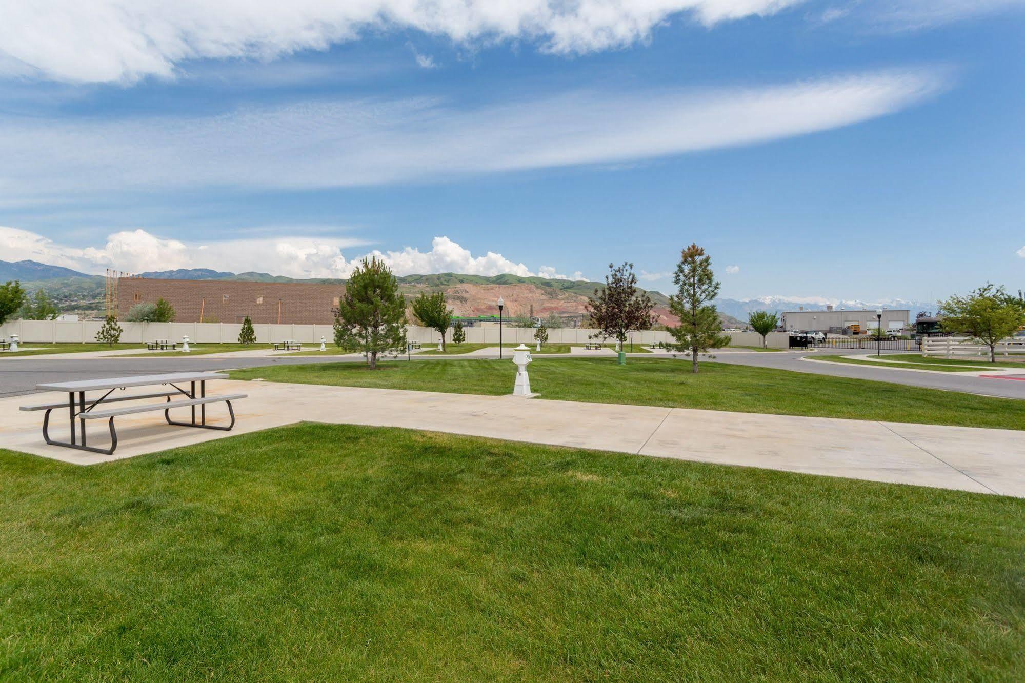 Pony Express Rv Resort North Salt Lake Esterno foto